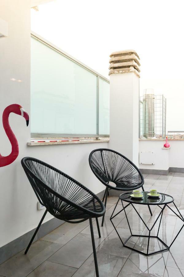 Penthouse 40 In Trastevere With Seasonally Jacuzzi 罗马 外观 照片