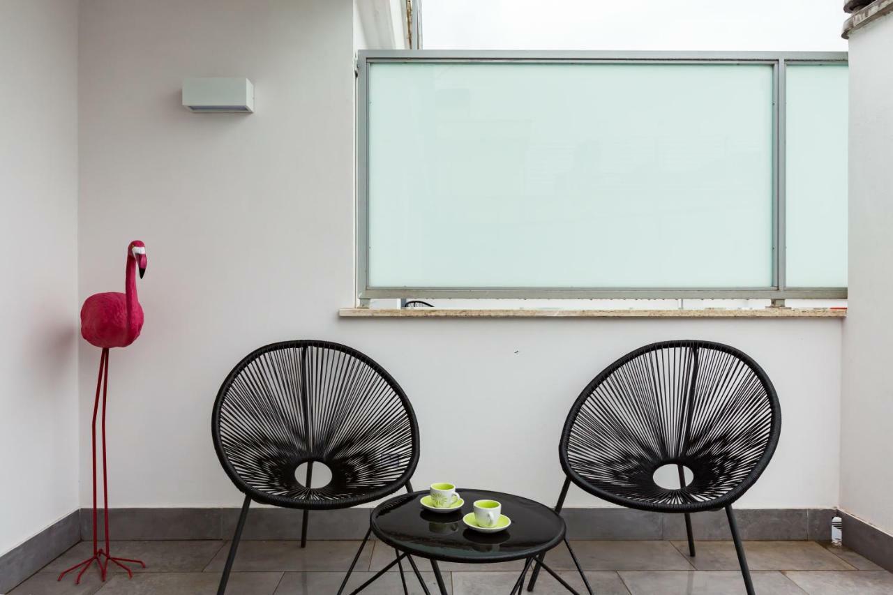Penthouse 40 In Trastevere With Seasonally Jacuzzi 罗马 外观 照片