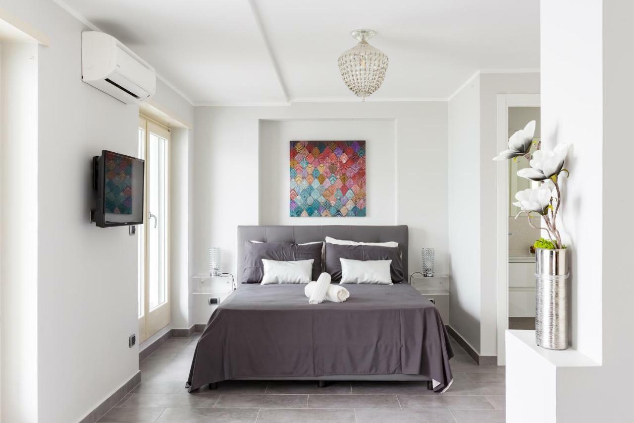 Penthouse 40 In Trastevere With Seasonally Jacuzzi 罗马 外观 照片