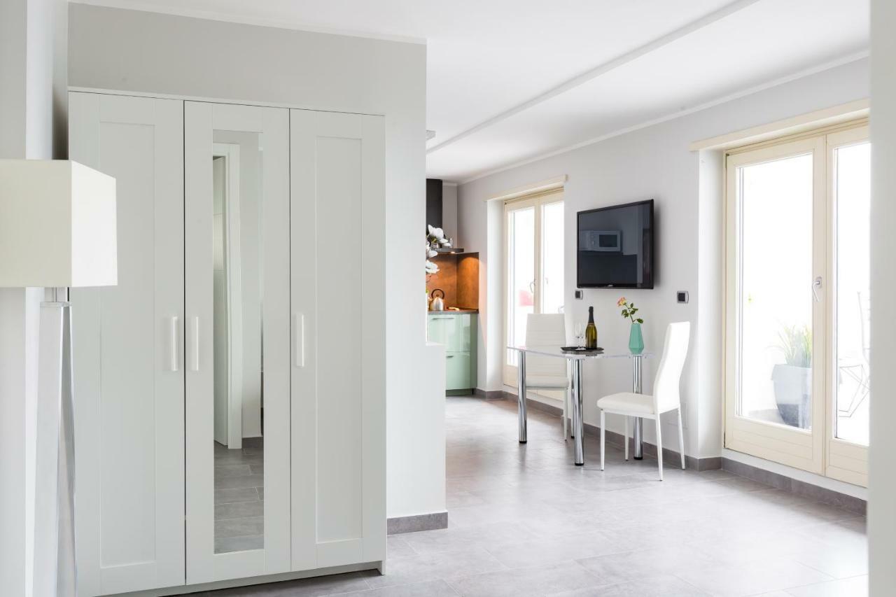 Penthouse 40 In Trastevere With Seasonally Jacuzzi 罗马 外观 照片